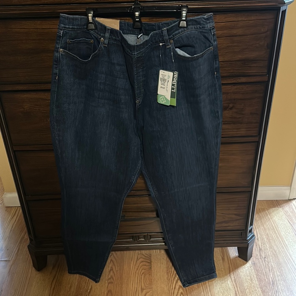 Women’s LLBean size 24W pull on BeanFlex  Jeans